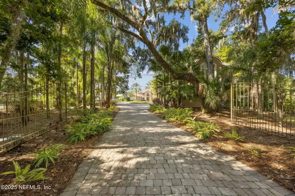 Ponte Vedra Beach, FL 32082,21 N ROSCOE BLVD