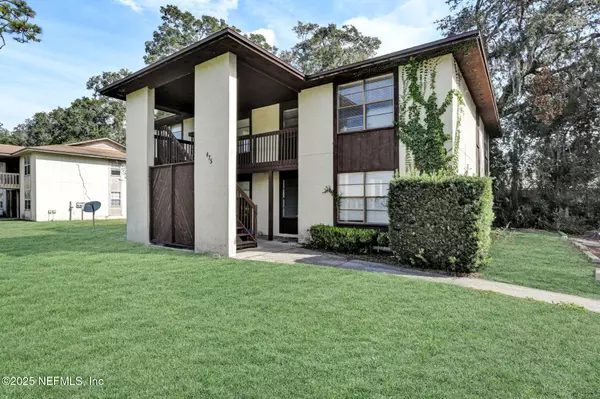 Orange Park, FL 32073,475 CRABAPPLE CT #D