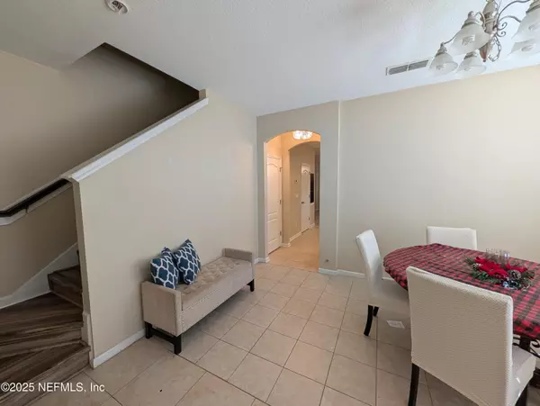 Jacksonville, FL 32277,3710 HARTSFIELD FOREST CIR