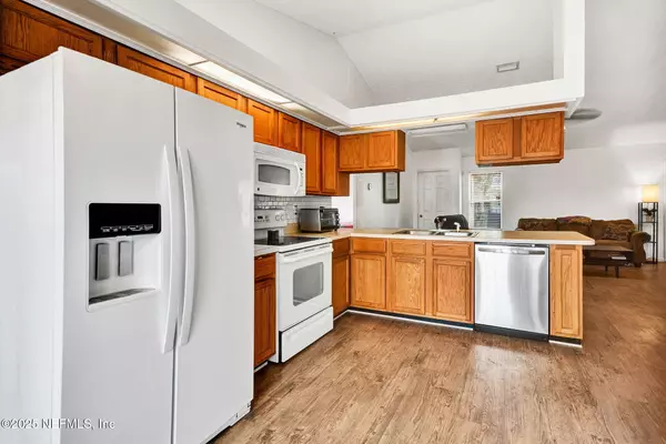 Jacksonville, FL 32244,8096 BEATLE BLVD