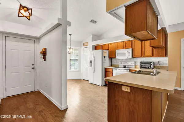 Jacksonville, FL 32244,8096 BEATLE BLVD