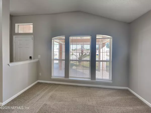 Jacksonville, FL 32218,938 CHERRY POINT WAY