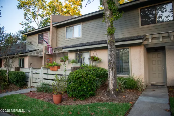 7701 BAYMEADOWS CIR #1093, Jacksonville, FL 32256