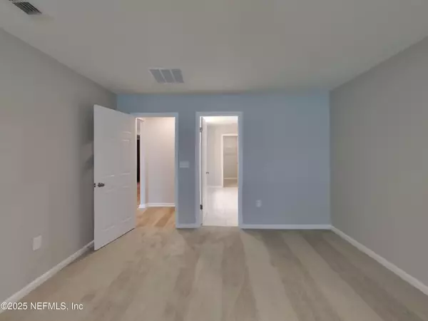 Jacksonville, FL 32221,11430 TIBURON DR