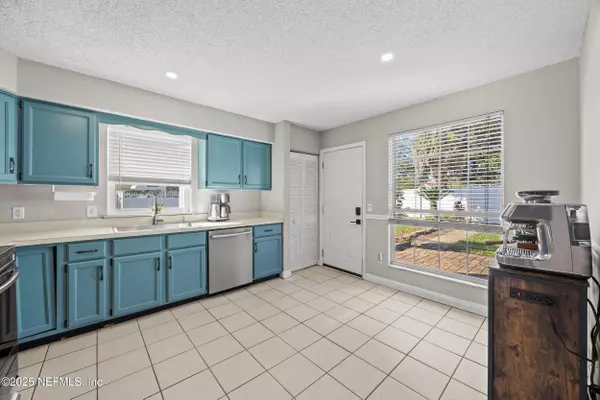 Jacksonville Beach, FL 32250,487 14TH AVE S