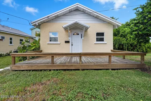 Neptune Beach, FL 32266,234 HOPKINS ST