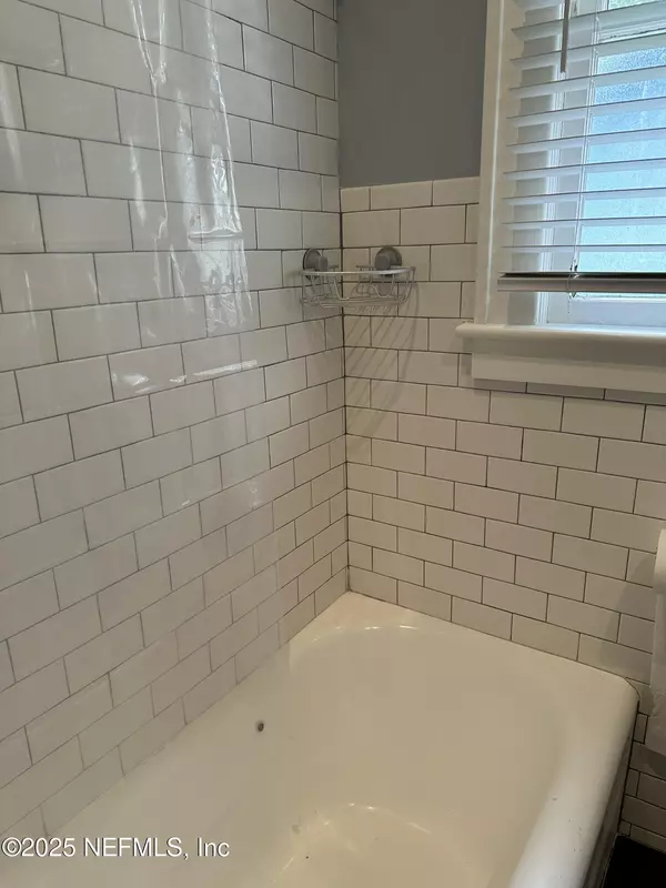 Jacksonville, FL 32205,3854 VALENCIA RD