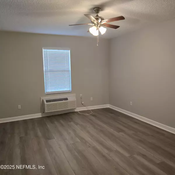 Jacksonville, FL 32206,421 W 23RD ST