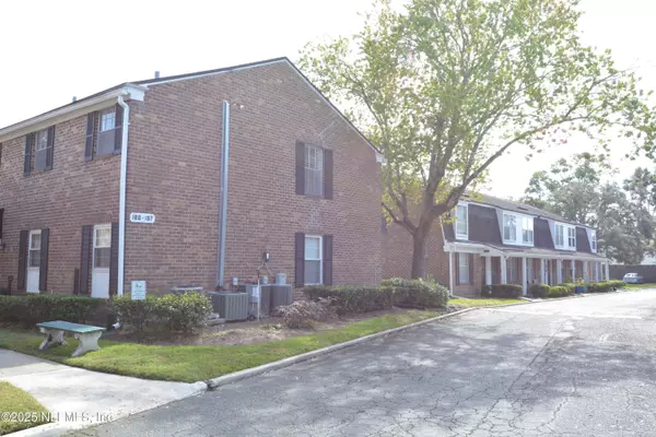 Jacksonville, FL 32210,4358 TIMUQUANA RD #181