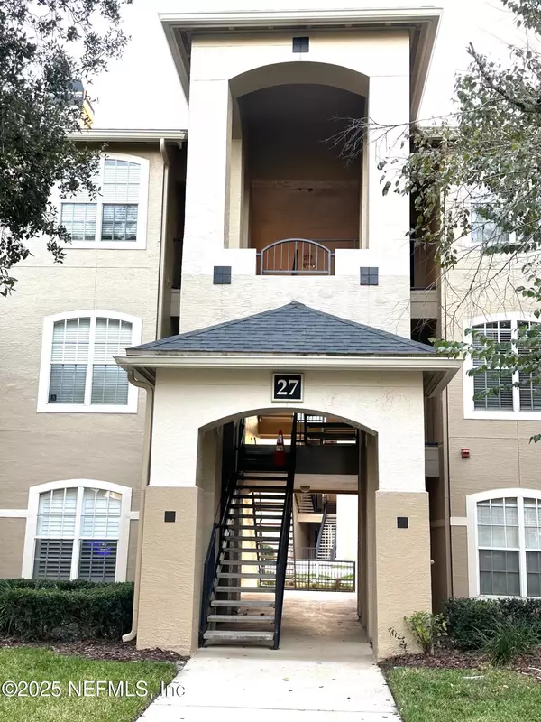 1655 THE GREENS WAY #2725, Jacksonville Beach, FL 32250