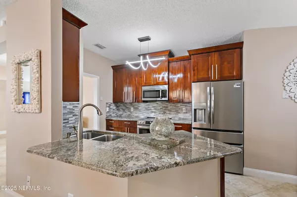 Jacksonville, FL 32225,269 SONDRA COVE TRL E