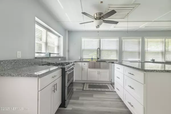 Keystone Heights, FL 32656,5557 CO RD 352