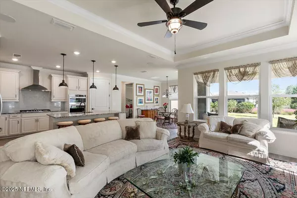 Jacksonville, FL 32256,10820 TOWN VIEW DR