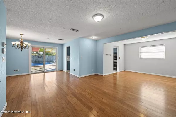 Orange Park, FL 32073,544 CLERMONT AVE S