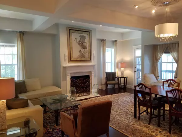 Green Cove Springs, FL 32043,212 ST JOHNS AVE #212