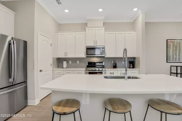 St. Augustine, FL 32092,404 THISLTETON WAY