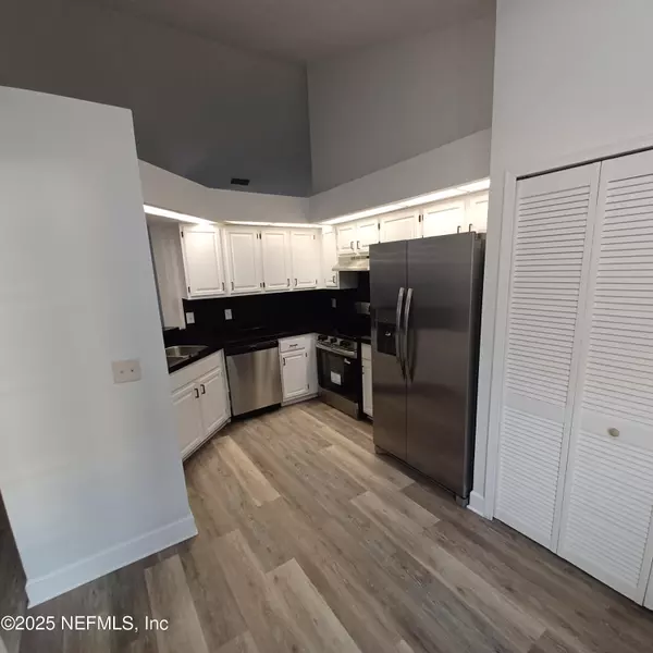 Jacksonville, FL 32244,7775 MACTAVISH WAY S