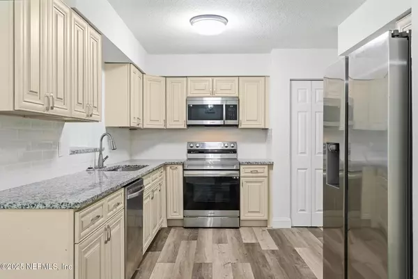 Daytona Beach, FL 32117,1598 3RD ST