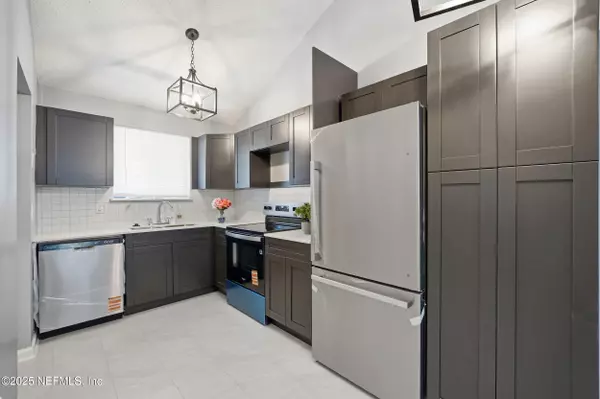 Jacksonville, FL 32246,2424 SEABURY PL N