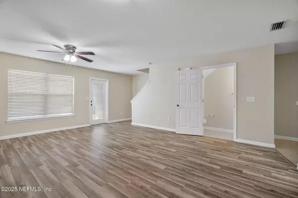 Jacksonville, FL 32216,6700 BOWDEN RD #403