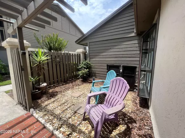 Ponte Vedra Beach, FL 32082,108 CRANES LAKE DR