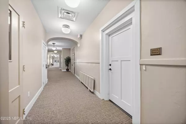 Jacksonville, FL 32204,2525 COLLEGE ST #1113