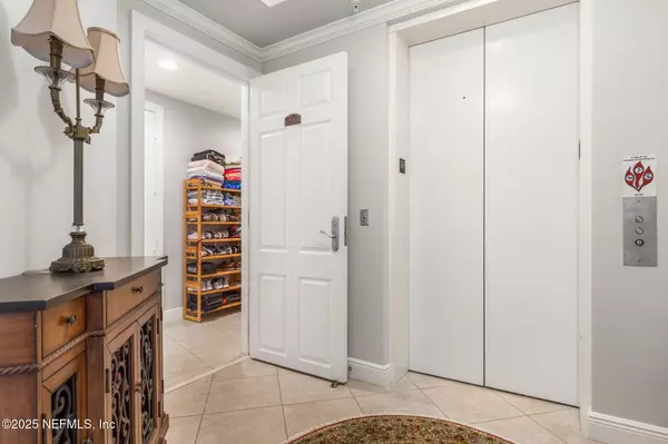 Palm Coast, FL 32137,85 AVENUE DE LA MER #603