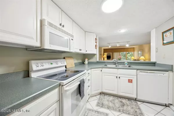 Fernandina Beach, FL 32034,2021 BEACH WOOD RD