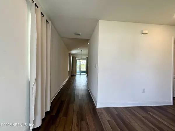 Jacksonville, FL 32256,13624 BROOKWATER DR