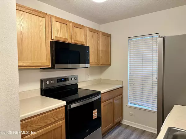 Jacksonville, FL 32257,10486 AUTUMN TRACE RD