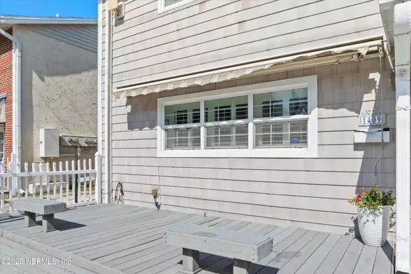 Jacksonville Beach, FL 32250,1409 4TH ST N