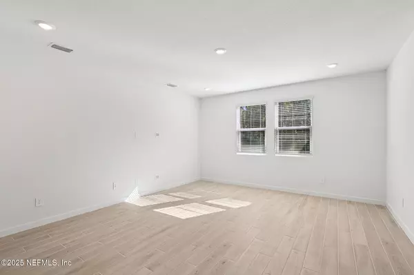 Palm Coast, FL 32137,14 OCONEE DR