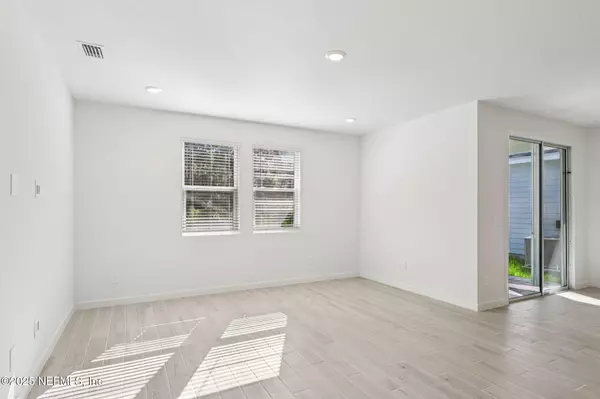 Palm Coast, FL 32137,14 OCONEE DR