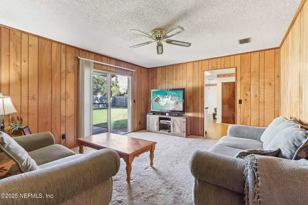 Orange Park, FL 32073,1738 PAPAYA DR N