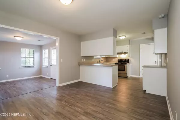 Jacksonville, FL 32244,8408 RAMPART RD