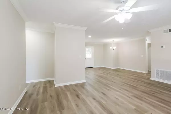 Jacksonville, FL 32244,8203 IRELAND DR