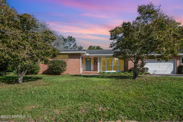 1122 CATALINA RD W, Jacksonville, FL 32216