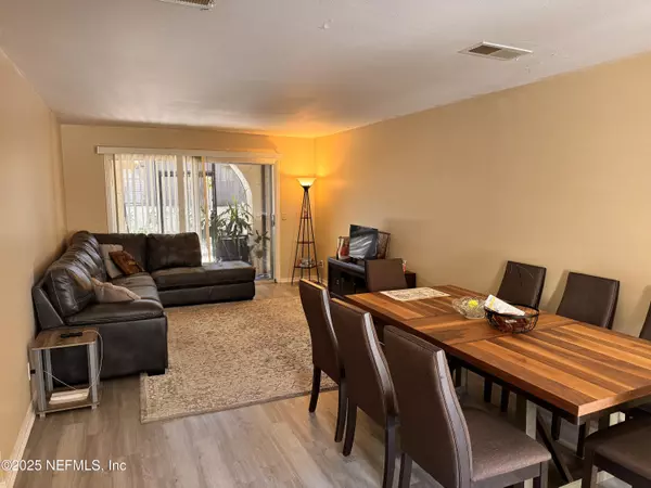 Jacksonville, FL 32216,1707 EL PRADO RD #3