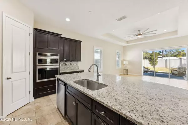 Fernandina Beach, FL 32034,2924 SEA GRAPE DR