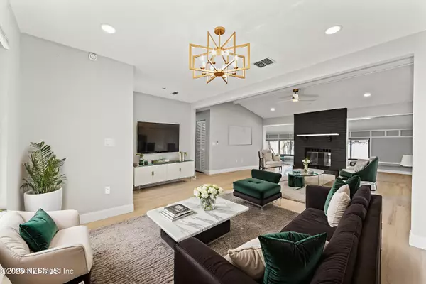 Orange Park, FL 32065,804 LIGHTWOOD CT