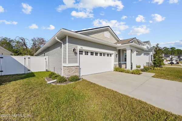 St. Augustine, FL 32095,984 HONEYCOMB TRL