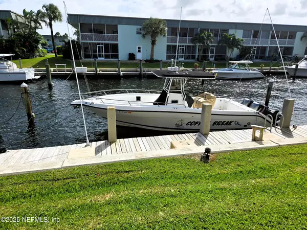 Palm Beach, FL 33408,112 DOOLEN CT #109