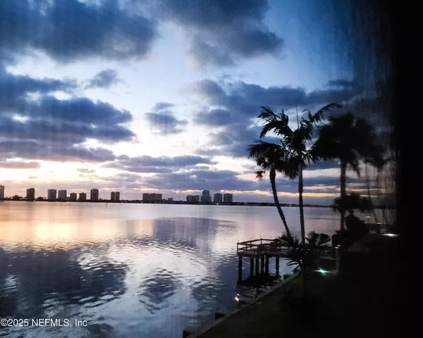 112 DOOLEN CT #109, Palm Beach, FL 33408