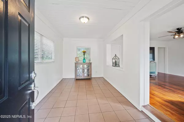 Jacksonville, FL 32210,5749 CEDAR PARK LN