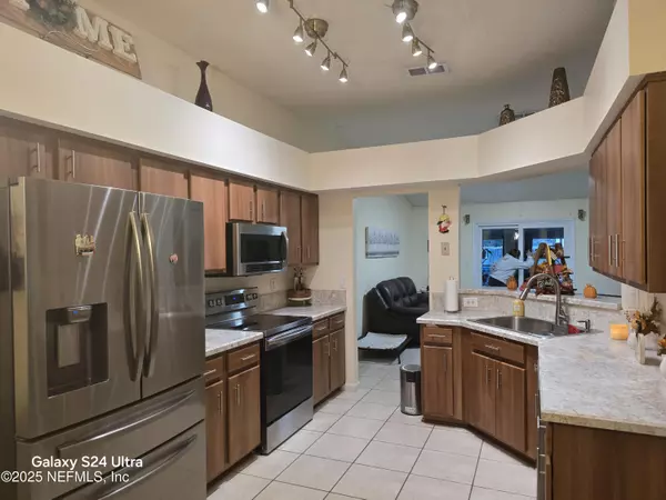 Orange Park, FL 32073,615 ABBEY CT