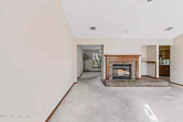 Jacksonville, FL 32225,937 ALLDERDICE CT