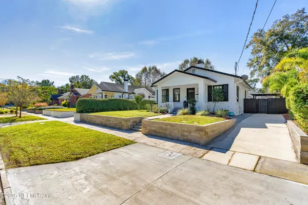 2720 FIELDSTON LN, Jacksonville, FL 32207