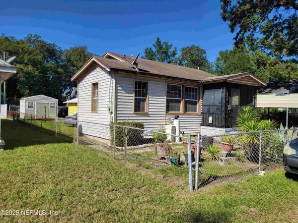 Jacksonville, FL 32208,2822 FLANDERS ST #8-19