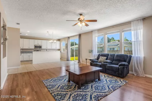 Yulee, FL 32097,76073 LONG POND LOOP