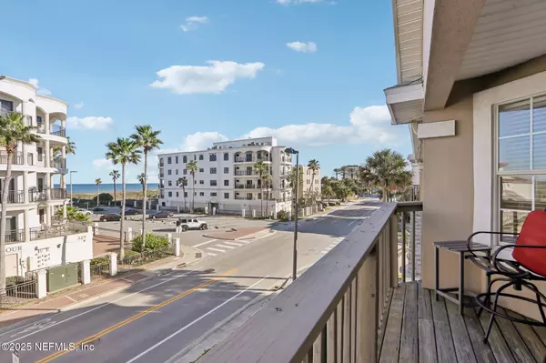 Jacksonville Beach, FL 32250,388 1ST ST S